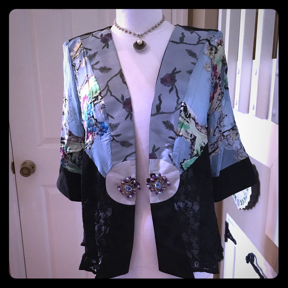 Violet Kay Blue Floral Jacket Size S